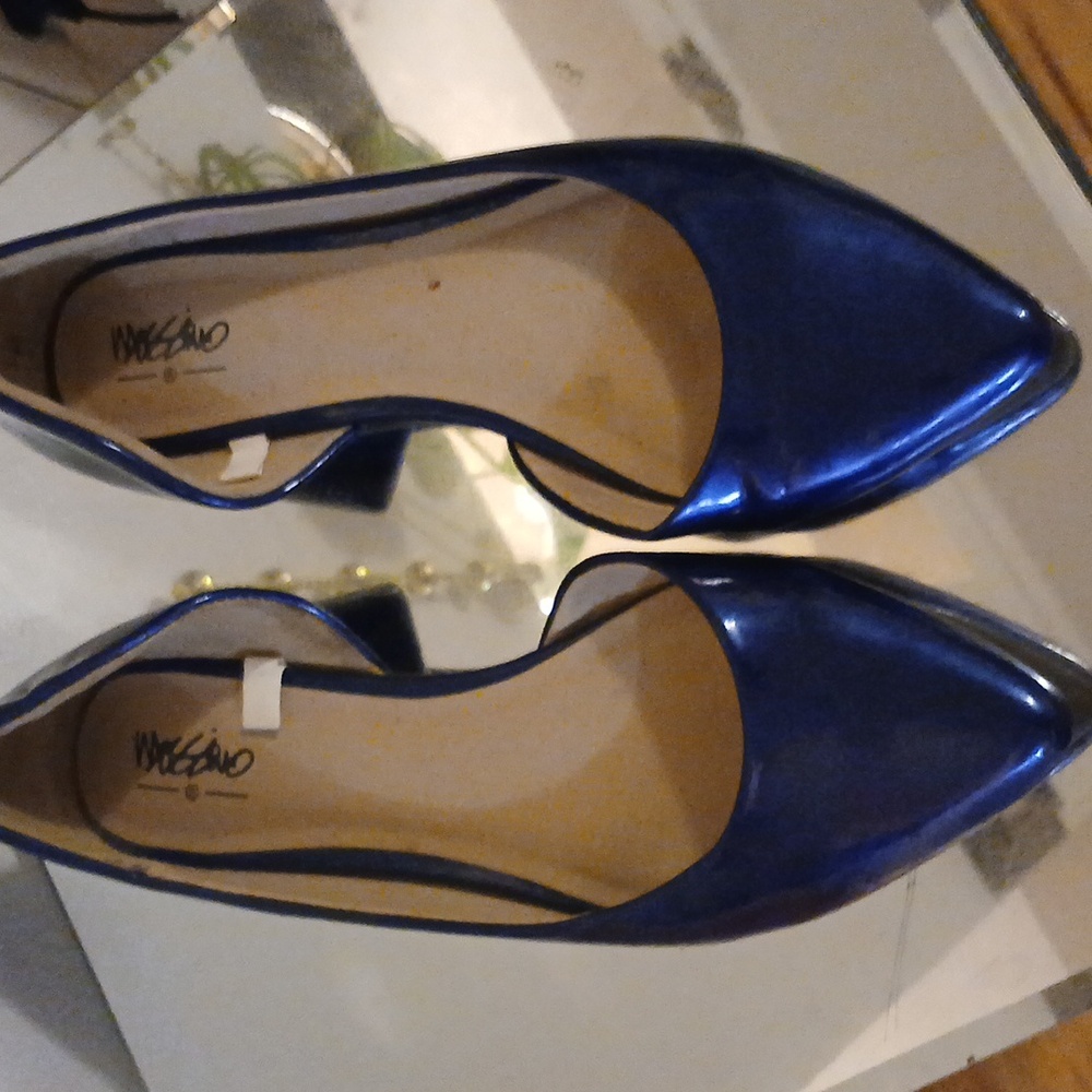 Pretty Blues - image 5